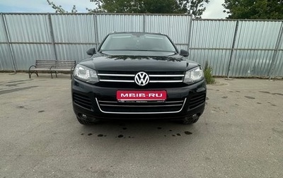 Volkswagen Touareg III, 2011 год, 2 100 000 рублей, 1 фотография