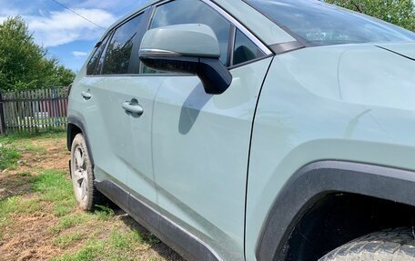 Toyota RAV4, 2019 год, 4 999 999 рублей, 11 фотография