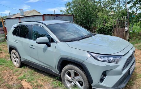Toyota RAV4, 2019 год, 4 999 999 рублей, 12 фотография