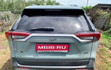 Toyota RAV4, 2019 год, 4 999 999 рублей, 9 фотография