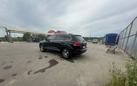 Volkswagen Touareg III, 2011 год, 2 100 000 рублей, 5 фотография