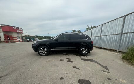 Volkswagen Touareg III, 2011 год, 2 100 000 рублей, 4 фотография