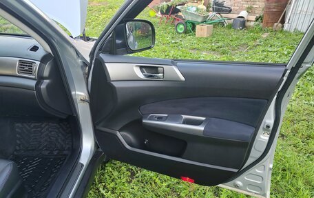 Subaru Forester, 2011 год, 1 350 000 рублей, 13 фотография