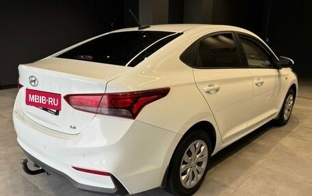 Hyundai Solaris II рестайлинг, 2018 год, 1 230 000 рублей, 5 фотография