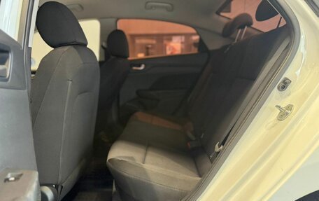 Hyundai Solaris II рестайлинг, 2018 год, 1 230 000 рублей, 10 фотография