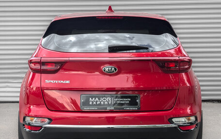 KIA Sportage IV рестайлинг, 2021 год, 2 300 000 рублей, 6 фотография