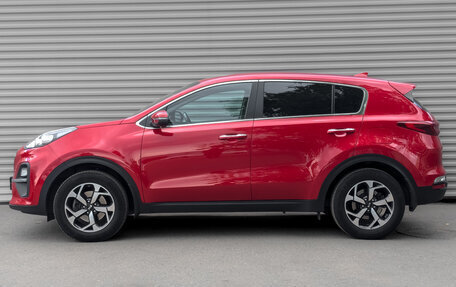 KIA Sportage IV рестайлинг, 2021 год, 2 300 000 рублей, 8 фотография
