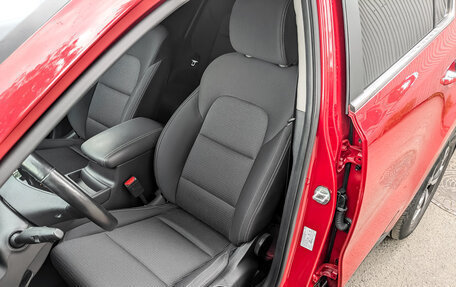 KIA Sportage IV рестайлинг, 2021 год, 2 300 000 рублей, 20 фотография