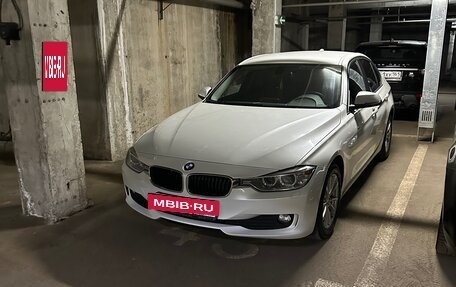 BMW 3 серия, 2013 год, 2 000 000 рублей, 15 фотография