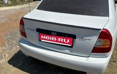 Hyundai Accent II, 2011 год, 700 000 рублей, 2 фотография