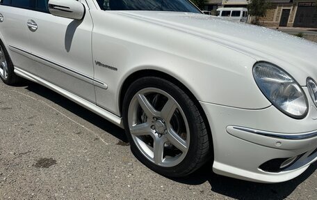 Mercedes-Benz E-Класс AMG, 2003 год, 3 200 000 рублей, 33 фотография