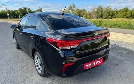 KIA Rio IV, 2017 год, 1 050 000 рублей, 3 фотография
