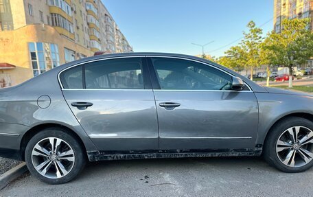 Volkswagen Passat B6, 2005 год, 650 000 рублей, 11 фотография