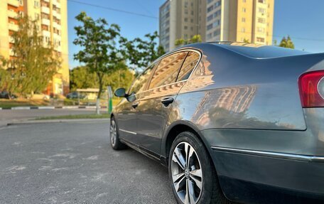 Volkswagen Passat B6, 2005 год, 650 000 рублей, 9 фотография