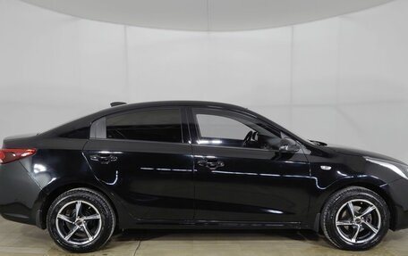 KIA Rio IV, 2018 год, 1 310 000 рублей, 4 фотография