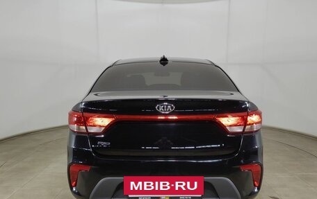 KIA Rio IV, 2018 год, 1 310 000 рублей, 6 фотография