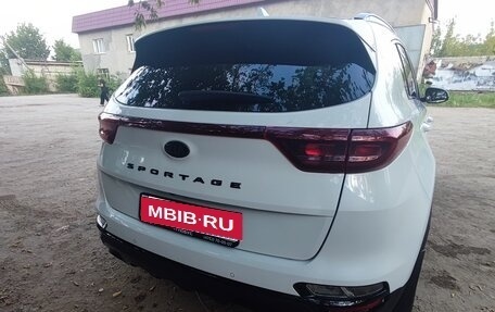 KIA Sportage IV рестайлинг, 2022 год, 2 900 000 рублей, 5 фотография