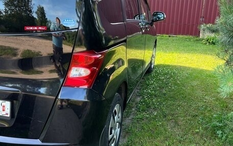 Honda Freed I, 2010 год, 1 050 000 рублей, 2 фотография