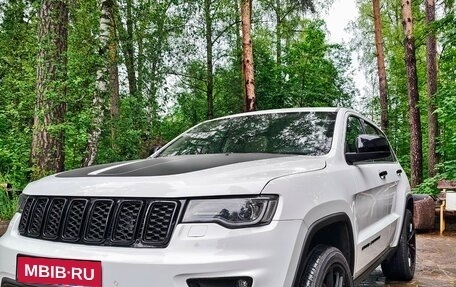 Jeep Grand Cherokee, 2013 год, 2 700 000 рублей, 21 фотография
