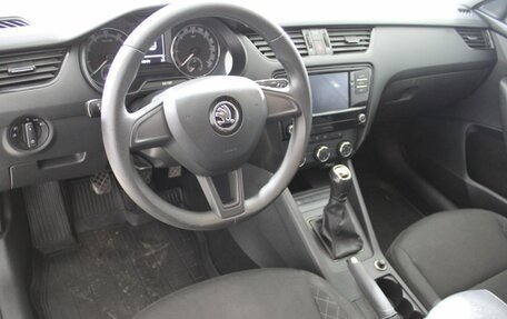 Skoda Octavia, 2018 год, 1 350 000 рублей, 12 фотография