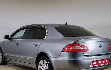 Skoda Superb III рестайлинг, 2010 год, 850 000 рублей, 7 фотография
