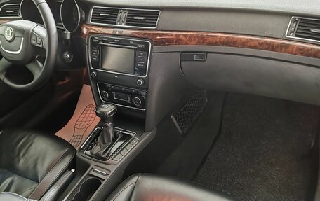 Skoda Superb III рестайлинг, 2010 год, 850 000 рублей, 14 фотография