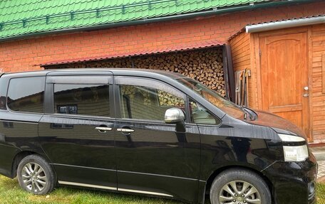 Toyota Voxy III, 2016 год, 1 400 000 рублей, 3 фотография