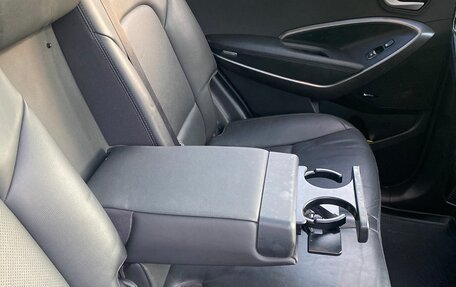Hyundai Santa Fe III рестайлинг, 2016 год, 2 300 000 рублей, 15 фотография
