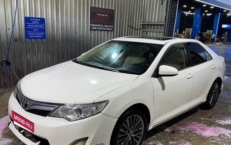 Toyota Camry, 2012 год, 1 100 000 рублей, 4 фотография