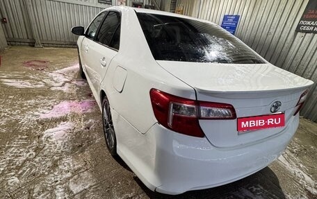 Toyota Camry, 2012 год, 1 100 000 рублей, 11 фотография