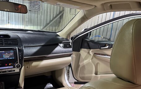 Toyota Camry, 2012 год, 1 100 000 рублей, 28 фотография