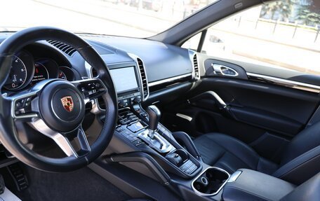 Porsche Cayenne III, 2015 год, 4 199 000 рублей, 9 фотография