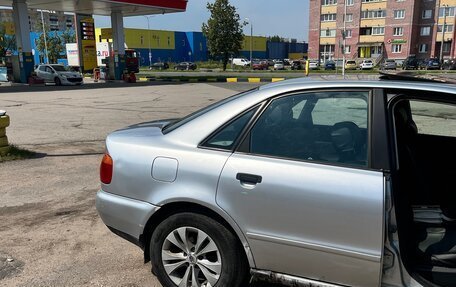 Audi A4, 1996 год, 220 000 рублей, 13 фотография