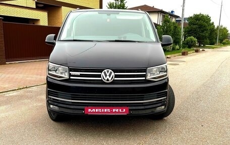 Volkswagen Multivan T6 рестайлинг, 2015 год, 4 250 000 рублей, 4 фотография