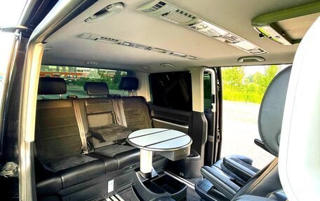 Volkswagen Multivan T6 рестайлинг, 2015 год, 4 250 000 рублей, 19 фотография