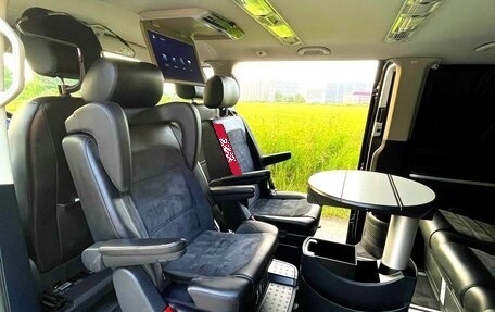 Volkswagen Multivan T6 рестайлинг, 2015 год, 4 250 000 рублей, 20 фотография