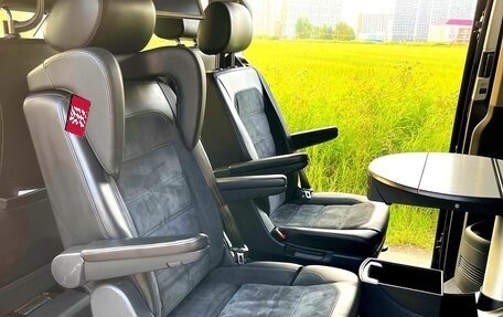 Volkswagen Multivan T6 рестайлинг, 2015 год, 4 250 000 рублей, 21 фотография