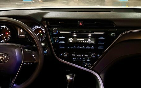 Toyota Camry, 2019 год, 1 750 000 рублей, 9 фотография