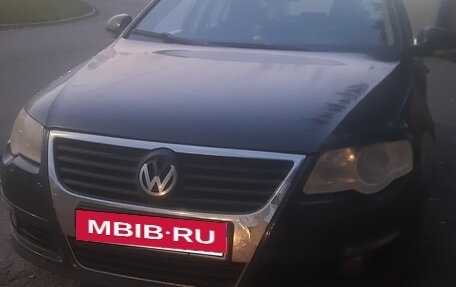 Volkswagen Passat B6, 2008 год, 620 000 рублей, 2 фотография