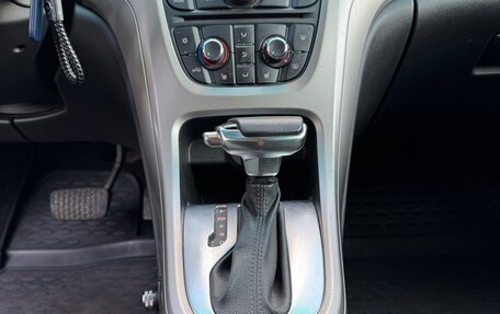 Opel Astra J, 2011 год, 770 000 рублей, 8 фотография