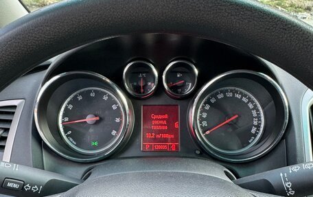 Opel Astra J, 2011 год, 770 000 рублей, 7 фотография