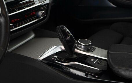 BMW 5 серия, 2018 год, 2 835 000 рублей, 15 фотография
