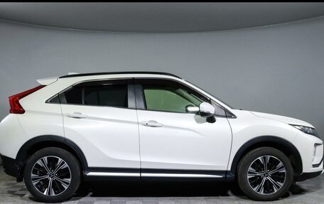 Mitsubishi Eclipse Cross, 2018 год, 1 850 000 рублей, 6 фотография