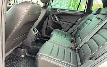 Volkswagen Tiguan II, 2021 год, 3 750 000 рублей, 25 фотография