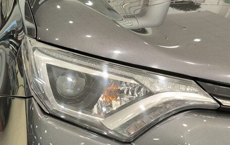 Toyota RAV4, 2016 год, 1 650 000 рублей, 21 фотография