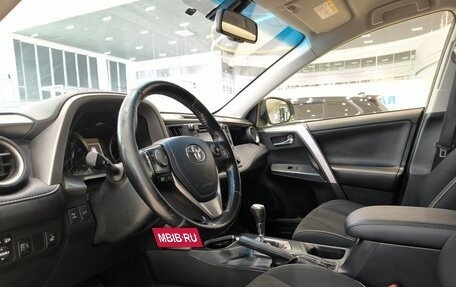 Toyota RAV4, 2016 год, 1 650 000 рублей, 20 фотография