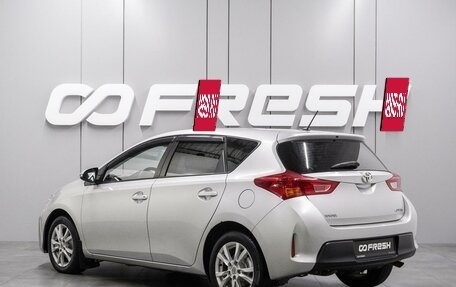 Toyota Auris II, 2013 год, 1 148 000 рублей, 2 фотография