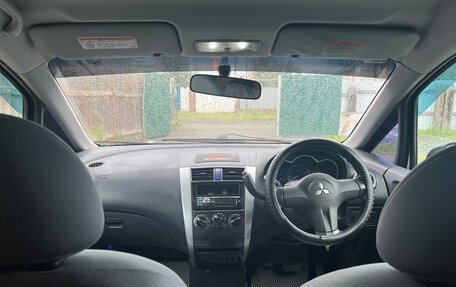 Mitsubishi Colt VI рестайлинг, 2004 год, 350 000 рублей, 17 фотография