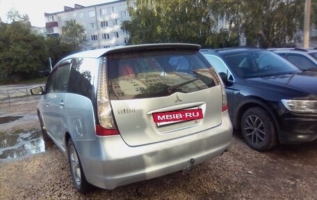 Mitsubishi Grandis, 2004 год, 360 000 рублей, 3 фотография