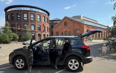 Toyota RAV4, 2014 год, 1 950 000 рублей, 14 фотография